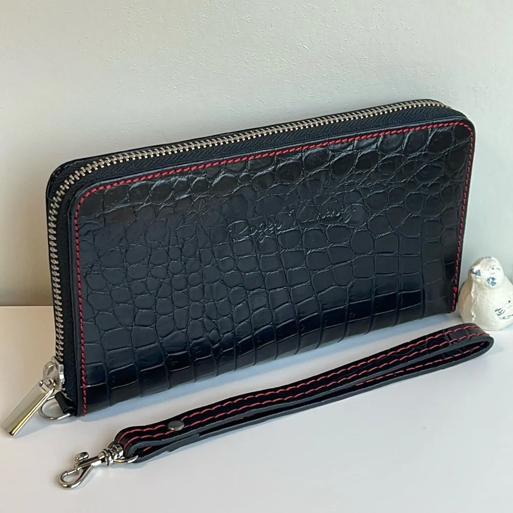 Roger Ximenez Mock Croc Black Women's Leather Clutch New Without Tag 🏷️